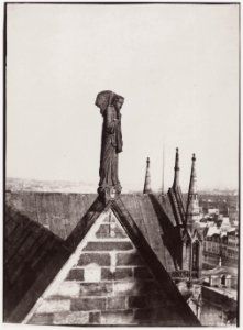 Nègre, Charles - Paris. Der Auferstehungsengel auf dem Giebel des Kirchenschiffs von Notre-Dame (Zeno Fotografie)