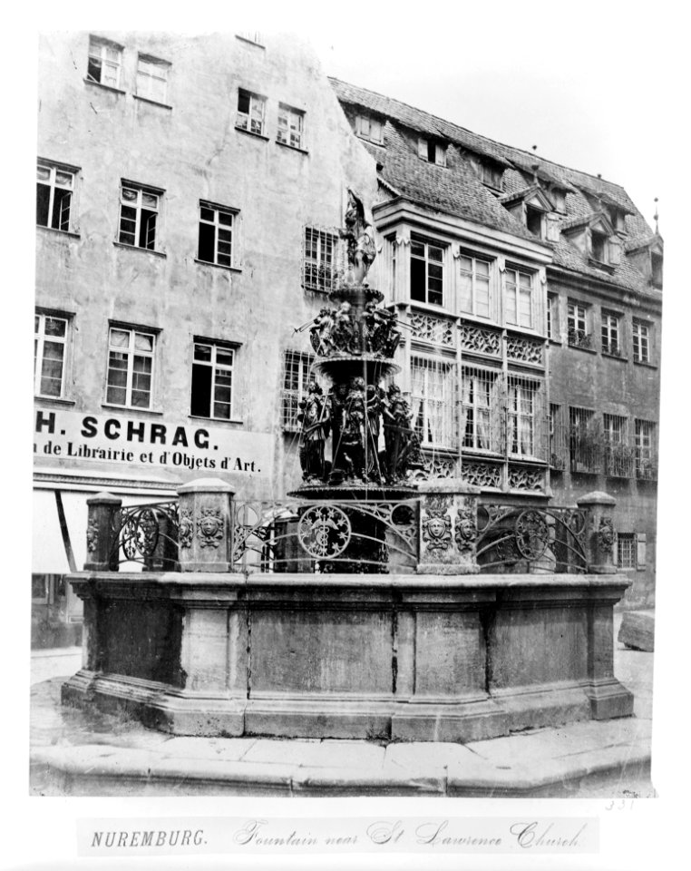 Nürnberg Tugendbrunnen 001