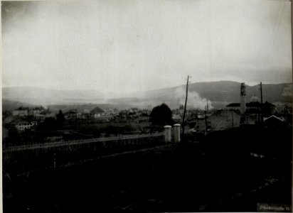 Nördlich Asiago. Stadt von Italienern in Brand geschossen. (BildID 15639725)
