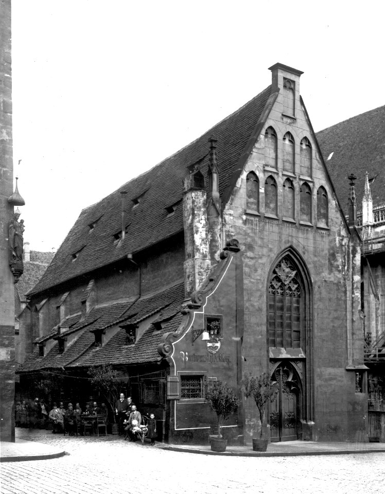 Nürnberg Moritzkapelle Bratwurstglöcklein 001