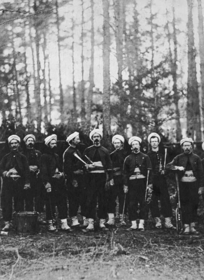 O'Sullivan, Timothy H. - Brandy Station, Virginia, Musikkapelle (Zouaves) (Zeno Fotografie)