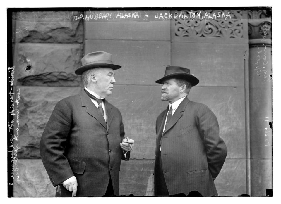 O.P. Hubbard, Alaska and Jack Dalton, Alaska LCCN2014687035