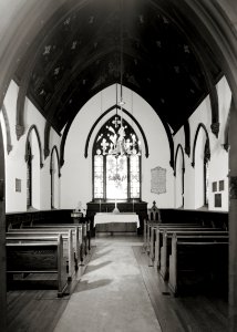 Oak Hill Cemetery Chapel - interior