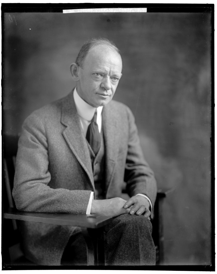 OBERLIN, E., COM. LCCN2016862228