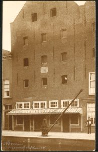 Obreen, Henri Guillaume Arnaud Graanmagazijn Armenbakkerij aan de Oude Rijn ErfgoedLeiden LEI001006885