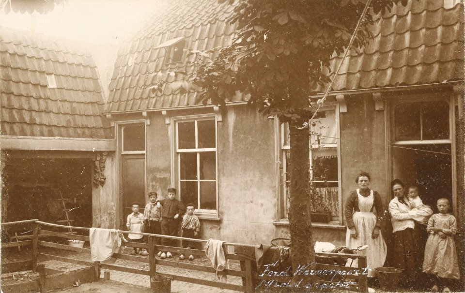 Obreen, Henri Guillaume Arnaud Ferdinand Wernerhof of - poort ErfgoedLeiden LEI001004966 (cropped)