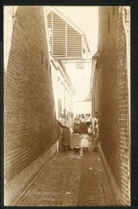 Obreen, Henri Guillaume Arnaud Gezicht op het voormalige Posthoornhof ErfgoedLeiden LEI001005433