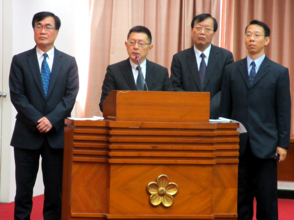 Occupy Executive Yuan by VOA (24)