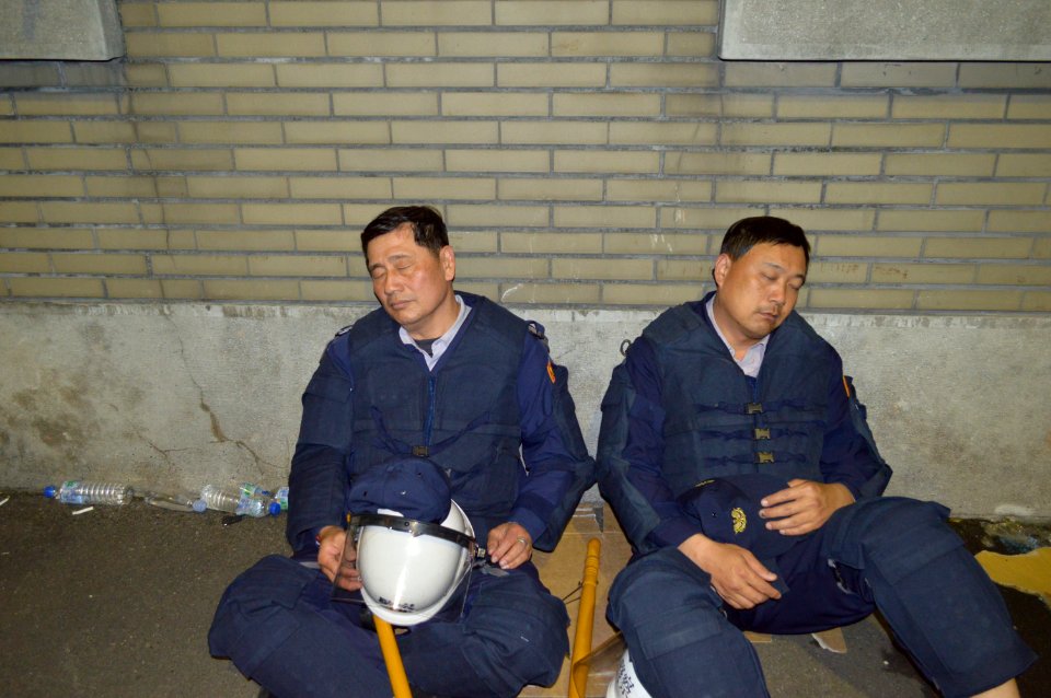 Occupy Executive Yuan by VOA (6)