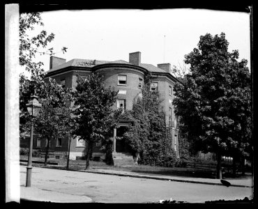 Octagon House (Washington, D.C.) LCCN2016819414 photo