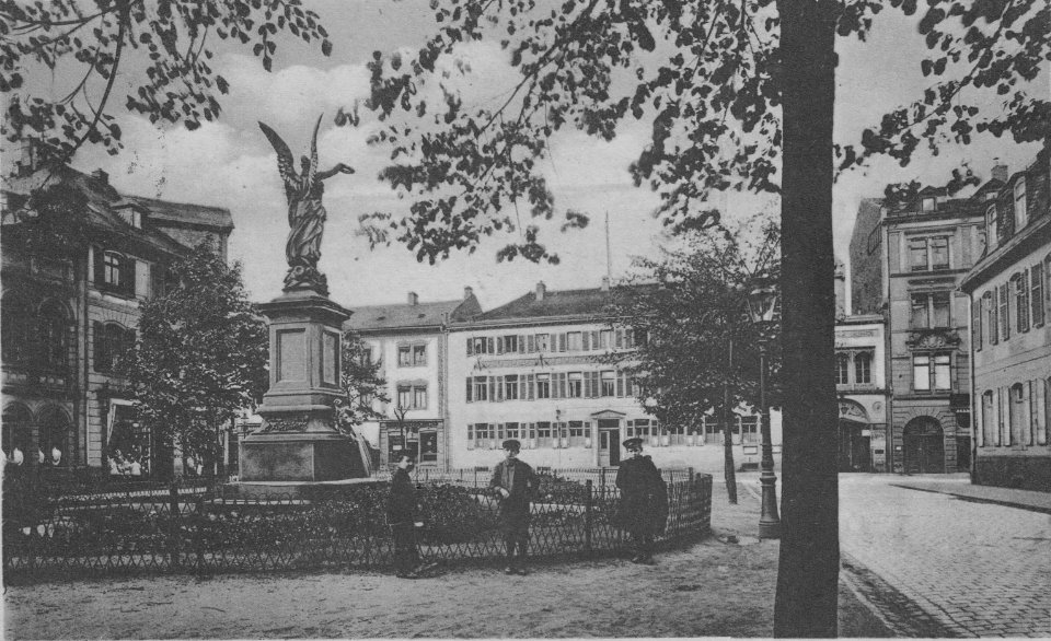 OF Alice n 1904
