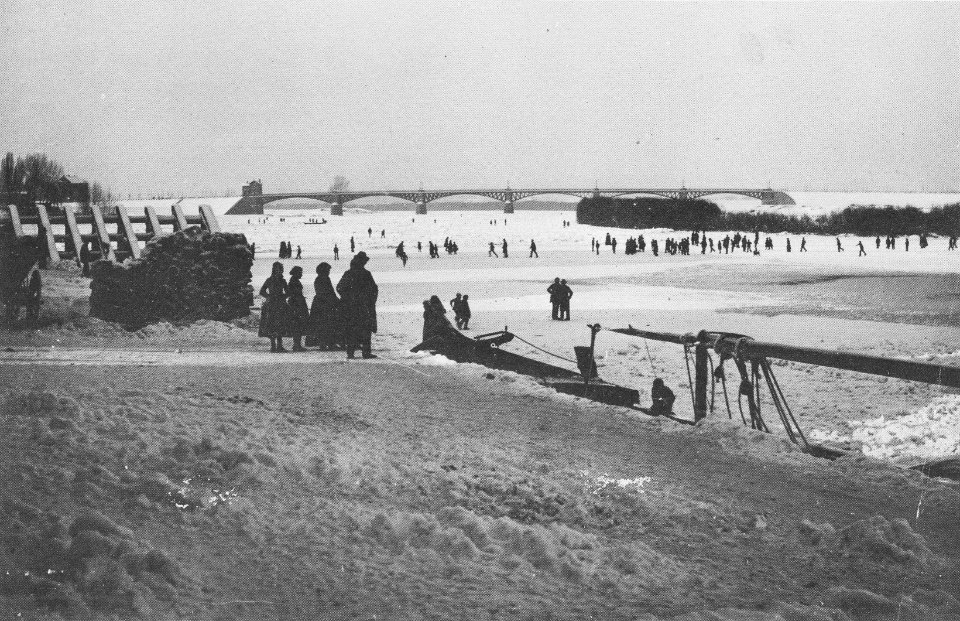 OF Mainbrücke im Winter 1888