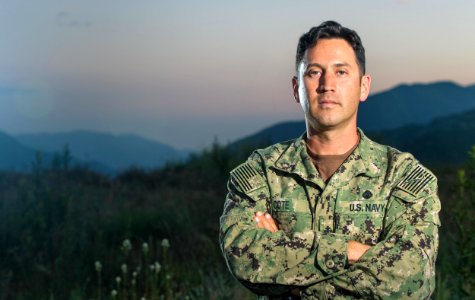 Off-Camera Lighting Training Fleet Combat Camera Pacific Summer 2016 Quick Shot 160517-N-CF750-014