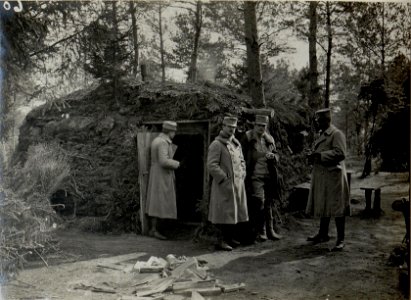Off.& Mannsch.Unterkünfte im Walde südl.Kotlice. (BildID 15540055)
