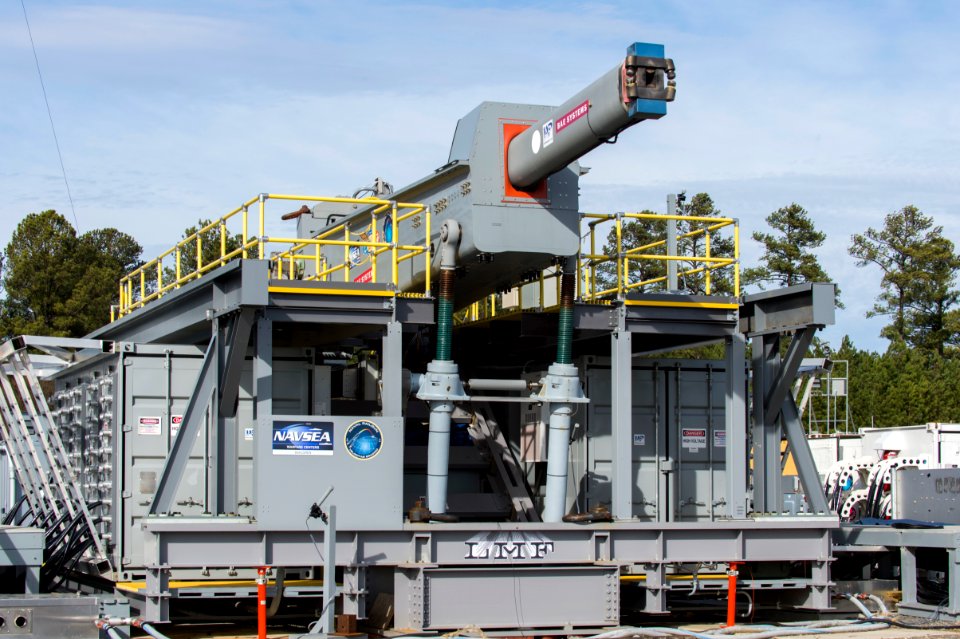 Office of Naval Research Electromagnetic Railgun - Naval Surface Warfare Center Dahlgren Division 02