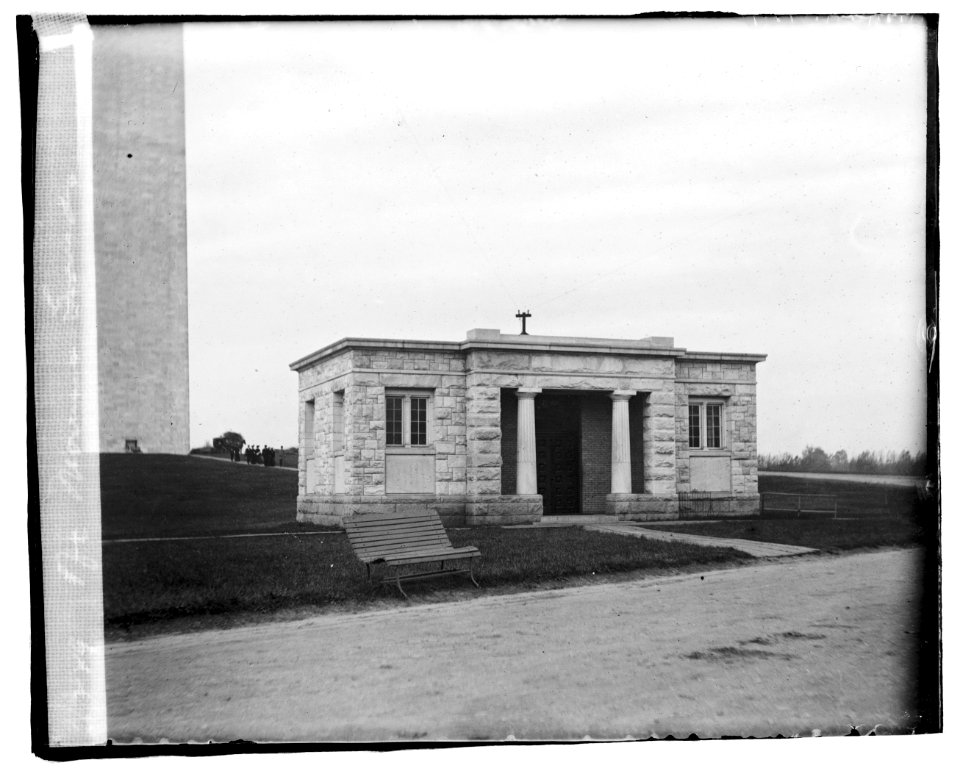 Office, Monument Grounds, Washington, D.C. LCCN2016819509