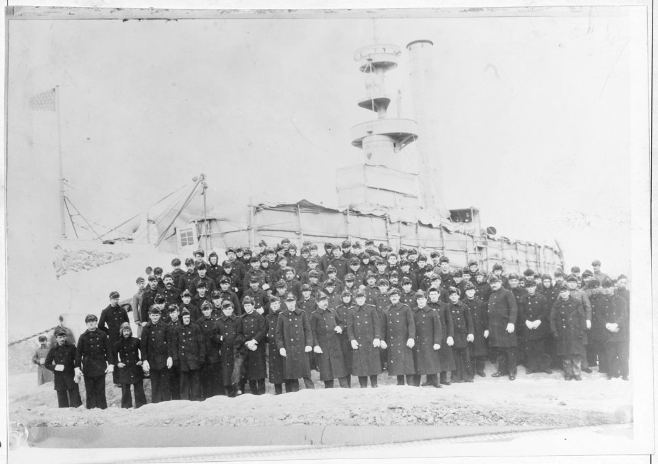 Officers and crew of the USS HELENA (PG-9), 1903-1904 in China - NH 132