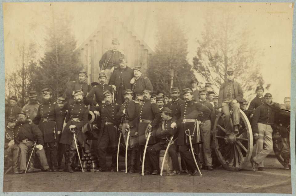 Officers of 1st Battalion New York Light Artillery, Fort Duncan, near Washington, D.C LCCN2013647774