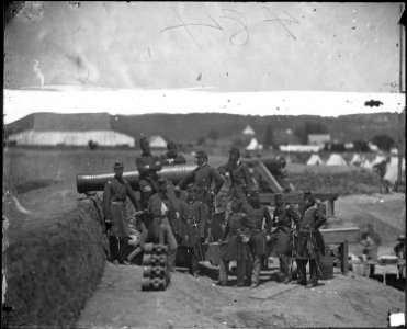 Officers of 69th N.Y. Inf. at Fort Corcoran, VA. with Col. Michael Corcoran. (4153828852)