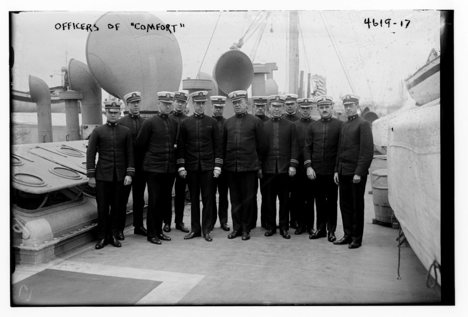 Officers of COMFORT LCCN2014707187