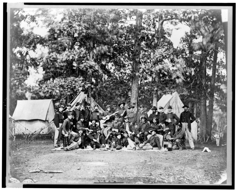 Officers of U.S. horse artillery brigade, near Culpeper, Va., September, 1863 LCCN95512597