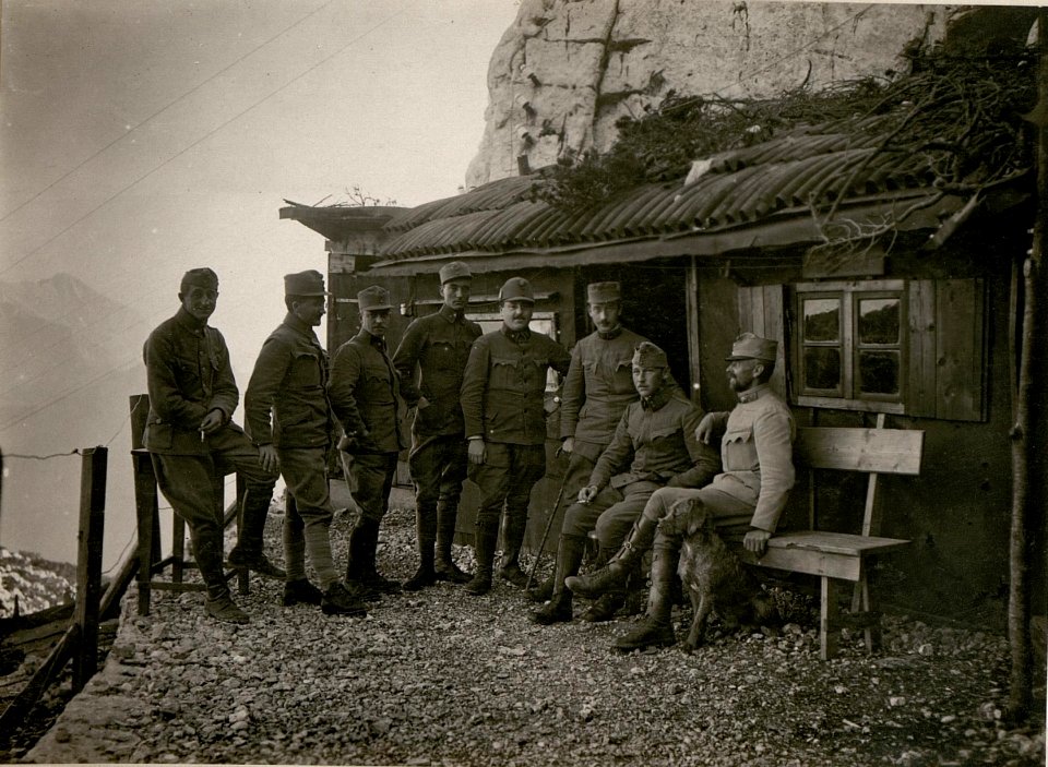 Offiz.Stab des Gruppen Komdo Rombon. (24-IX.1917.) (BildID 15802694)
