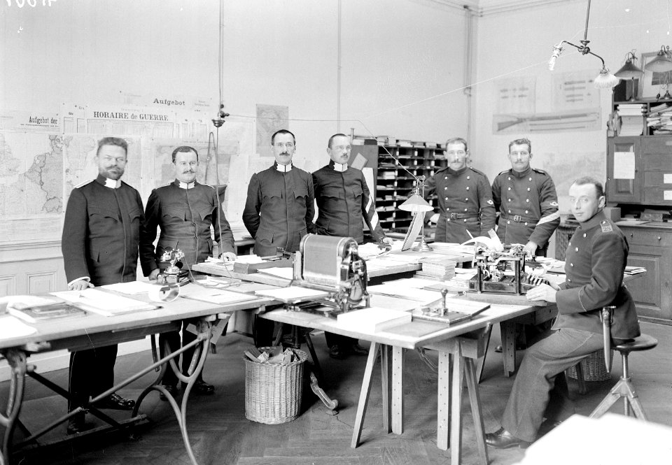 Offiziere des Feldpostbüros - CH-BAR - 3237738