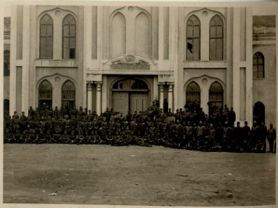 Offiziere und Mannschaften der an das osmanische Reich verliehenen 21. Haubitzenbatterie am 28.11.1916 (BildID 15544706)