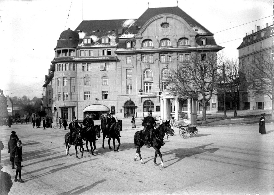 Offiziere Gebirgsbrigadein Bern Hirschengraben - CH-BAR - 3237797