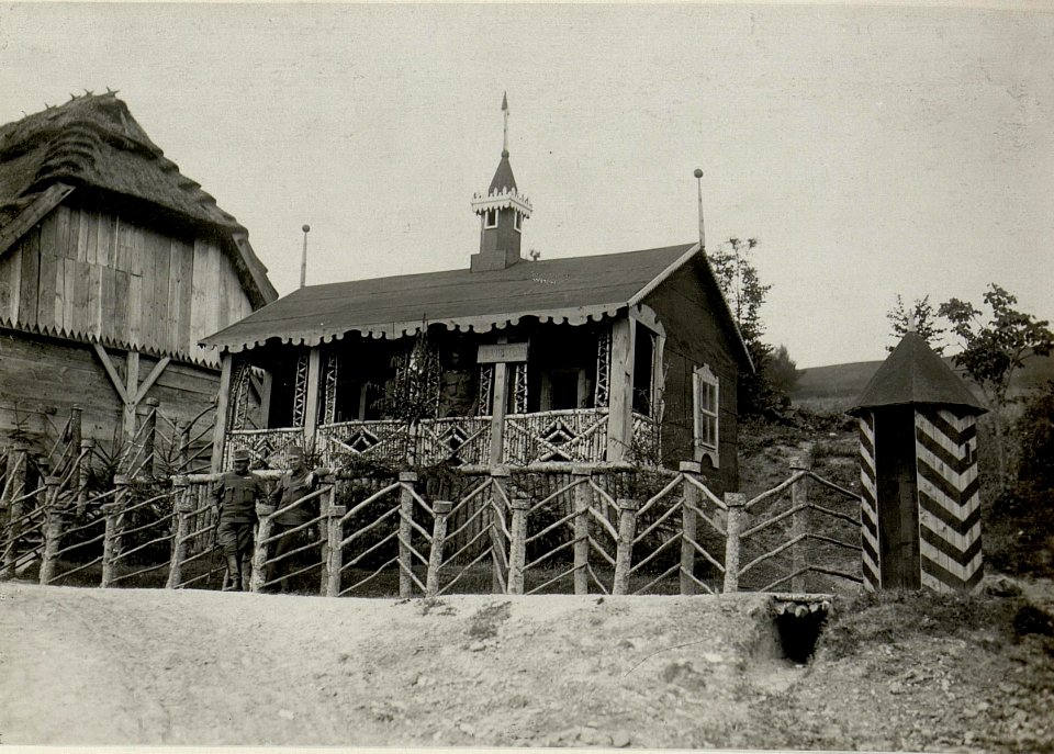 Offiziersbaracke der Sturmtruppen in Nestinsky 1917 (BildID 15543262)