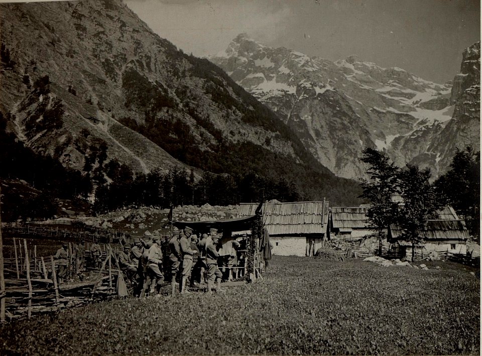 Offiziers Scheibenschiessen mit BAUMBACHHüTTE. Aufgenommen am 21. Juli 1916. (BildID 15478605)