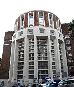 Palazzo degli Uffici Finanziari (1933-1937; brick and travertine) - Via Diaz n° 11 in Naples - Architect Marcello Canino (Naples 1895-Naples 1970) (25343272166)