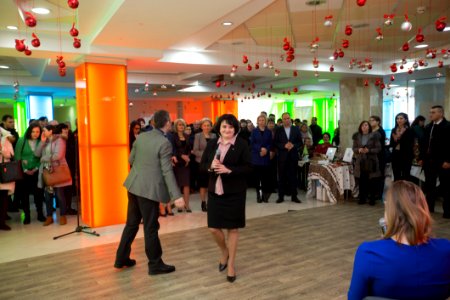 04.12.2019 Participarea Președintelui Parlamentului la deschiderea Expoziției cu vânzare a lucrărilor confecționate de către persoane cu dizabilități și copii din centrele de plasament (49167340738)