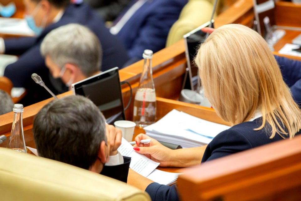 03.12.2020 Ședința plenară a Parlamentului (50674308328)