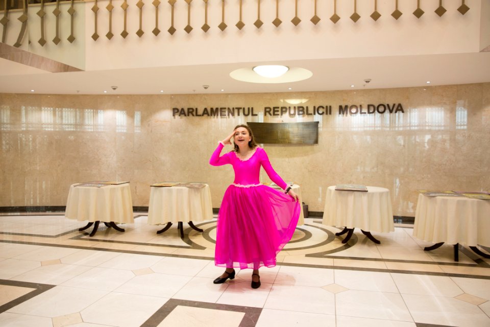 04.02.2020 Elevii Școlii speciale-internat pentru copii hipoacuzici în vizită la Președintele Parlamentului (49487479867)