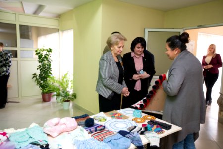 04.12.2019 Participarea Președintelui Parlamentului la deschiderea Expoziției cu vânzare a lucrărilor confecționate de către persoane cu dizabilități și copii din centrele de plasament (49167816546)
