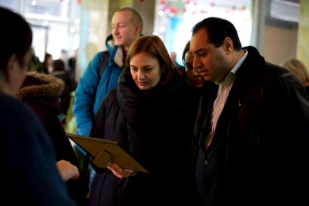 04.12.2019 Participarea Președintelui Parlamentului la deschiderea Expoziției cu vânzare a lucrărilor confecționate de către persoane cu dizabilități și copii din centrele de plasament (49168053147)