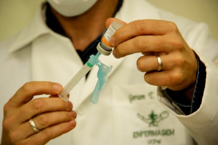 06.02.2021 Mutirão de vacinação dos profissionais de saúde Foto Rodrigo Chagas (50915269847)