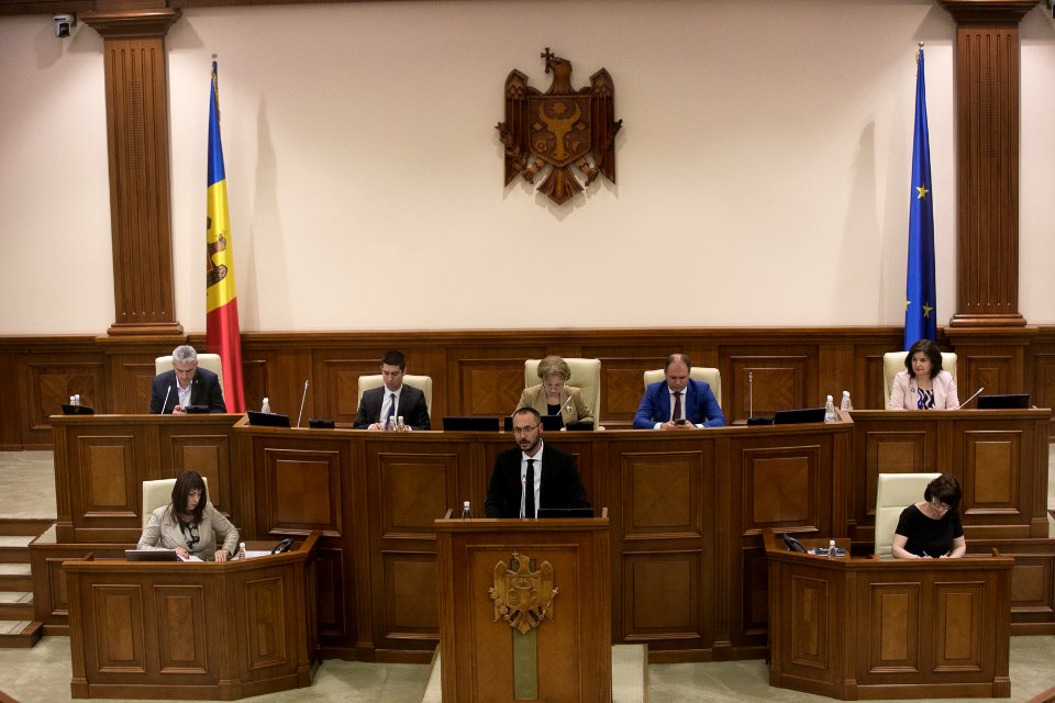 09.07.2019 Ședința plenară (48239826336)