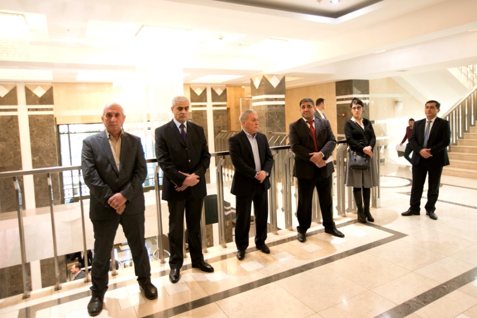 09.12.2019 Expoziție IN MEMORIAM Heydar Aliyev (49192784118)