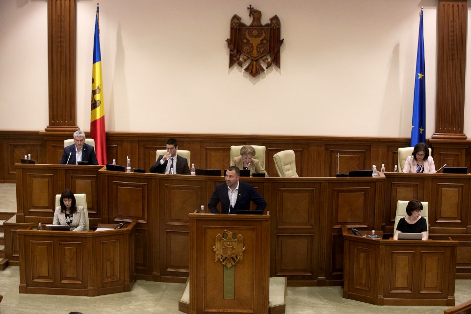 09.07.2019 Ședința plenară (48240198981)