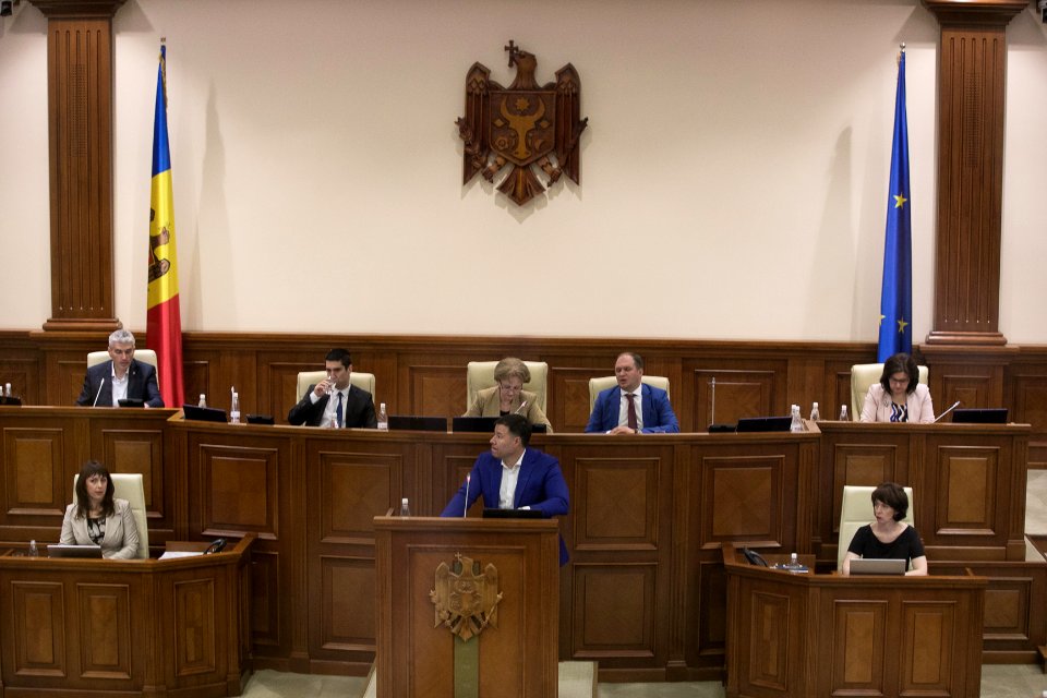 09.07.2019 Ședința plenară (48240290307)