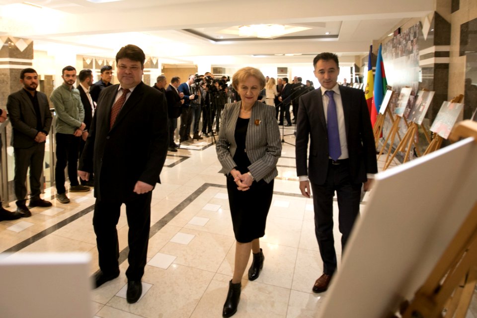 09.12.2019 Expoziție IN MEMORIAM Heydar Aliyev (49192784538)