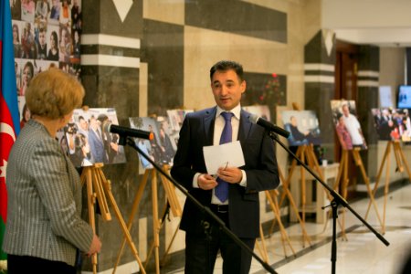 09.12.2019 Expoziție IN MEMORIAM Heydar Aliyev (49193286136)