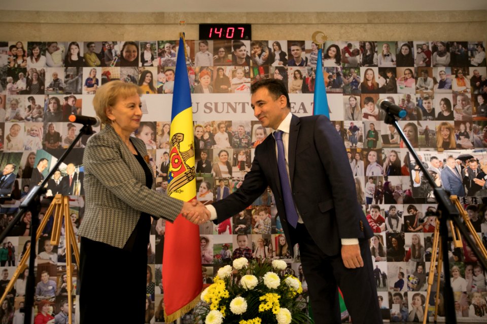 09.12.2019 Expoziție IN MEMORIAM Heydar Aliyev (49193480692)