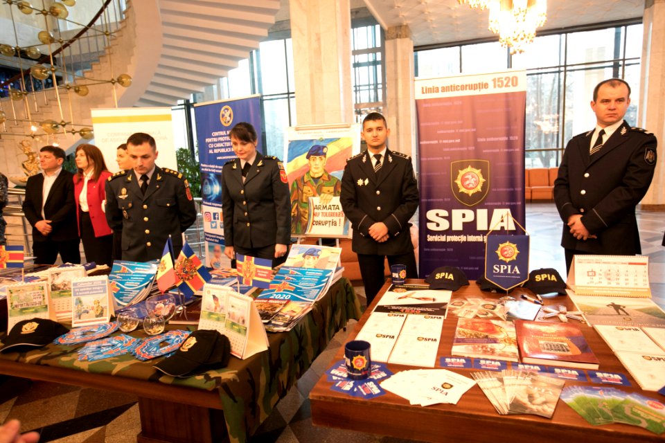 09.12.2019 Participarea Președintelui Parlamentului la deschiderea celei de-a 14-a ediție a Conferinței Naționale Anticorupție - „Abordarea sectorială a corupției Progrese şi deficiențe” (49191848473)