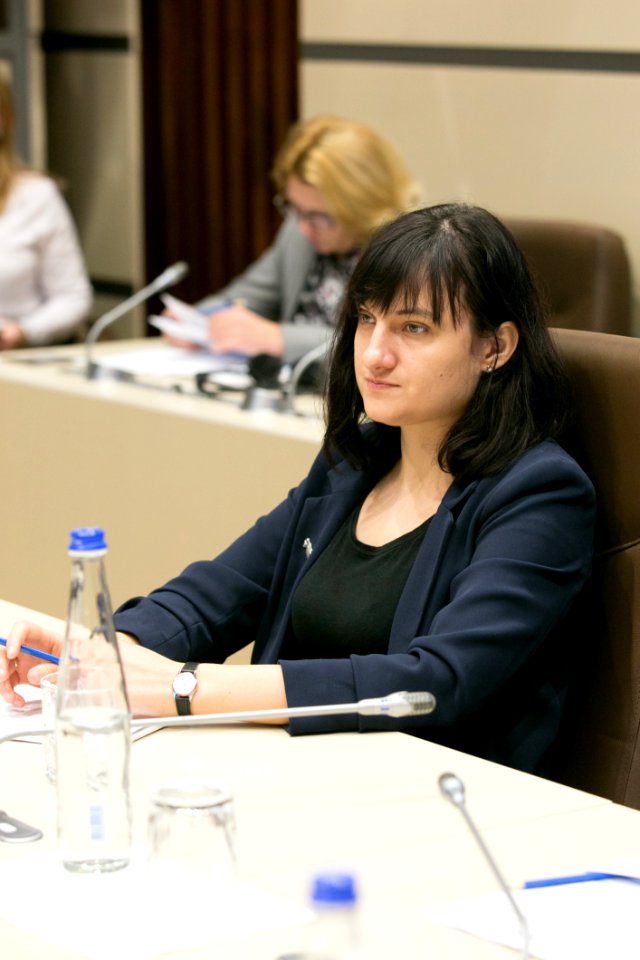 10.12.2019 Ședința de lucru a grupului de inițiativă privind instituirea Platformei consultative a reprezentanților societății civile pe lîngă Parlamentul RM (49198051821)