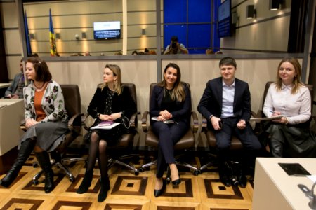 10.12.2019 Ședința de lucru a grupului de inițiativă privind instituirea Platformei consultative a reprezentanților societății civile pe lîngă Parlamentul RM (49198249777)