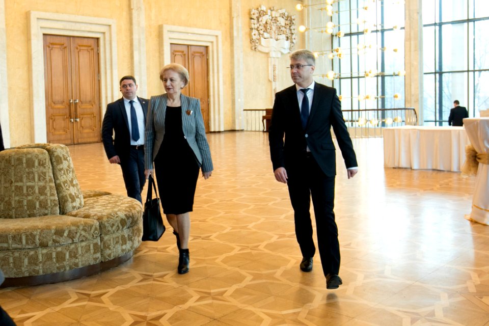 09.12.2019 Participarea Președintelui Parlamentului la deschiderea celei de-a 14-a ediție a Conferinței Naționale Anticorupție - „Abordarea sectorială a corupției Progrese şi deficiențe” (49192344791)