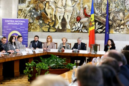 09.12.2019 Participarea Președintelui Parlamentului la deschiderea celei de-a 14-a ediție a Conferinței Naționale Anticorupție - „Abordarea sectorială a corupției Progrese şi deficiențe” (49192544992)